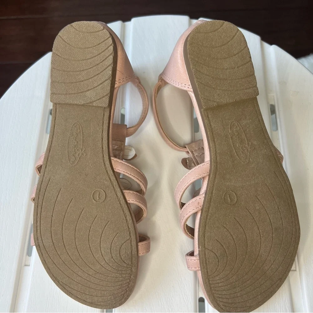 NWOT‎ Marbella Girls sandals SIZE 1M